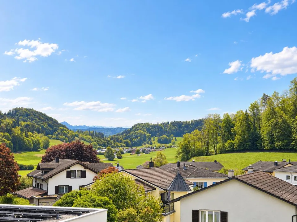 Zu vermieten an der Haupstrasse 4 in 8363 Bichelsee, sonnige 4 Zi.-... – Foto 2 von 10