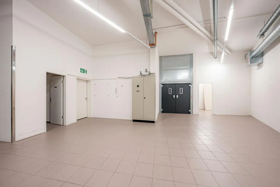 Modernes Ladenlokal – foto 6 di 8