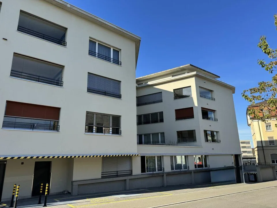 Modernes Ladenlokal – foto 2 di 8