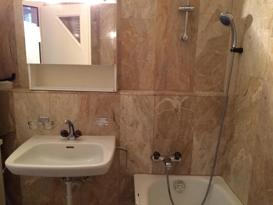 Charmante 2-Zimmerwohnung in der Schaffhauser Altstadt – foto 7 di 12