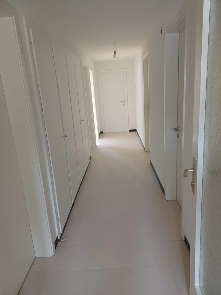 4 1/2 - Zimmer-Wohnung im 1. OG – photo 4 sur 6