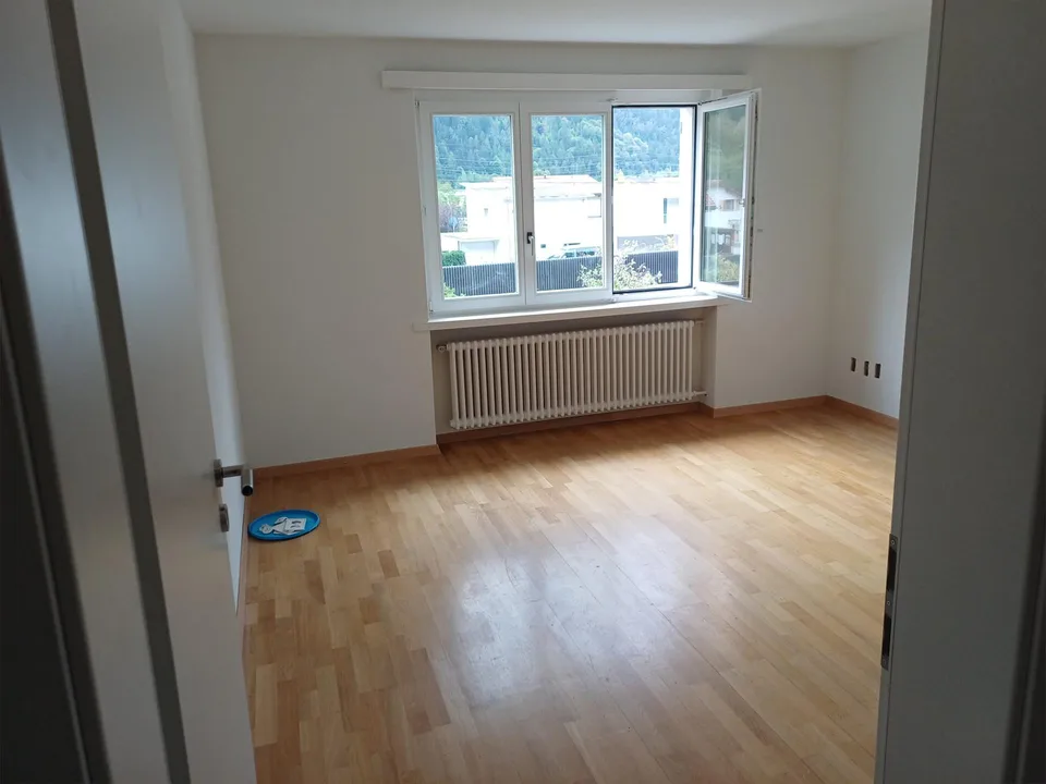 4 1/2 - Zimmer-Wohnung im 1. OG – photo 3 sur 6