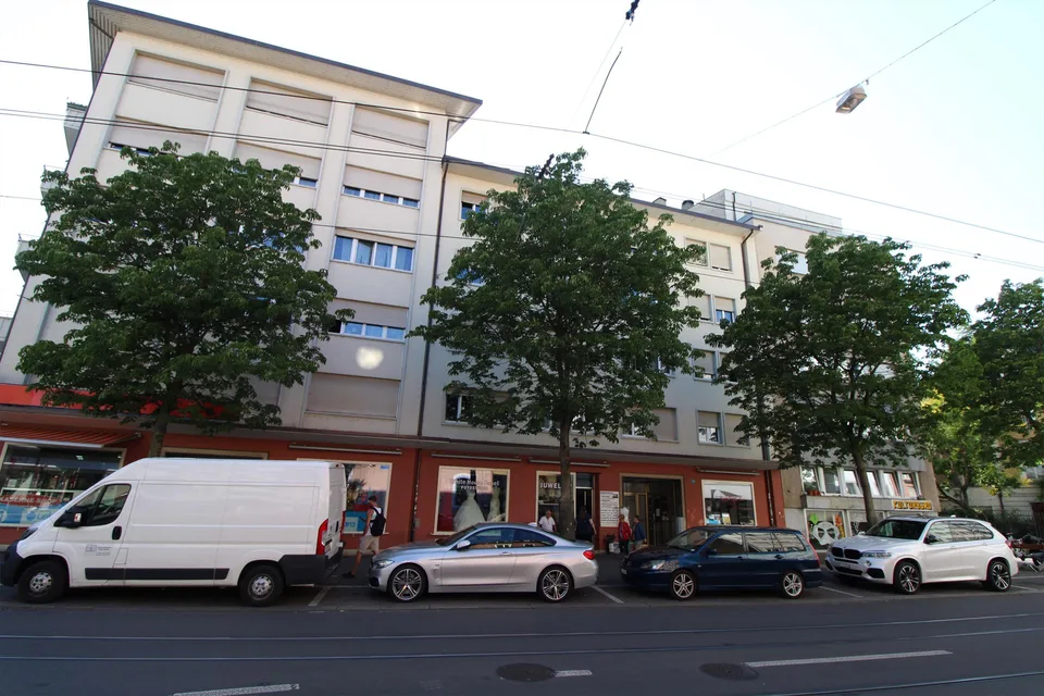 Furnished room in modernised apartment in a top location – Foto 5 von 9