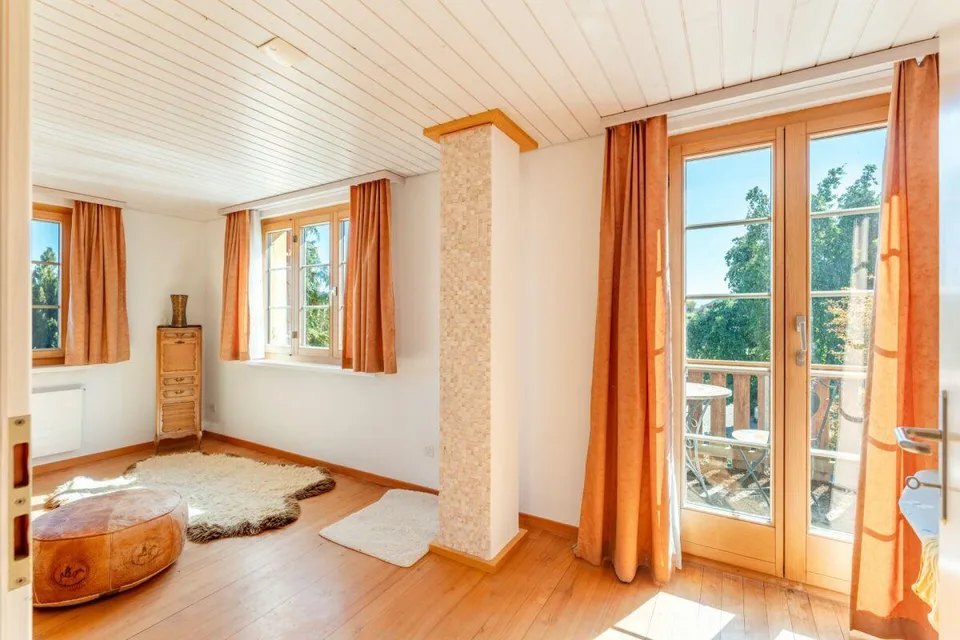 La Casa con Carattere - molto Spazio, bellissimi Elementi in Legno e un Giardino da Sogno – foto 13 di 15