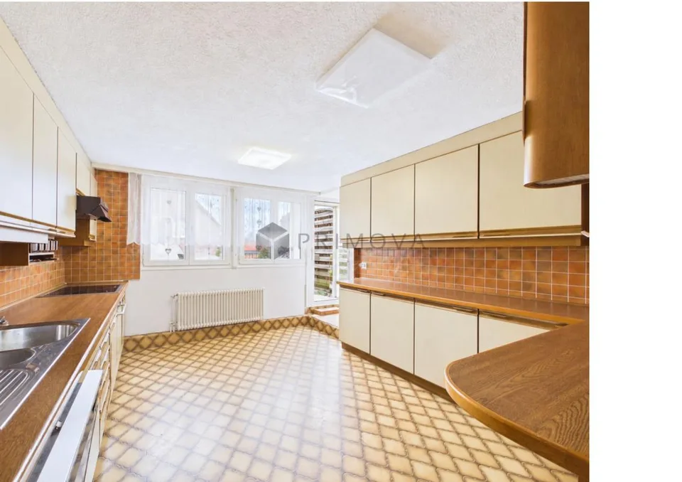 Viel Raum für die Familie - charmantes 5.5 Zimmer Reihenhaus – Foto 5 von 15