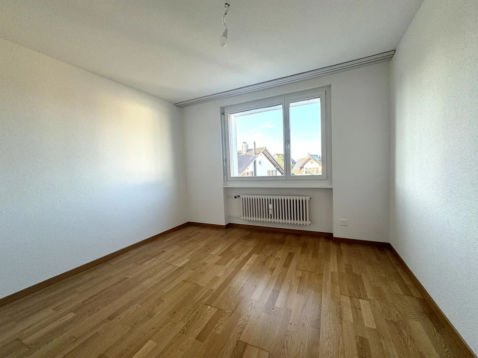 grosszügige, gepflegte 3.0-Zimmer-Wohnung an zentraler Lage – Foto 5 von 8