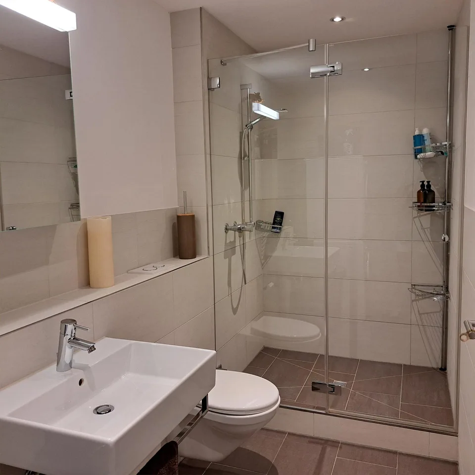4.5 Zimmer Dachwohnung 128 m2 – Foto 5 von 7