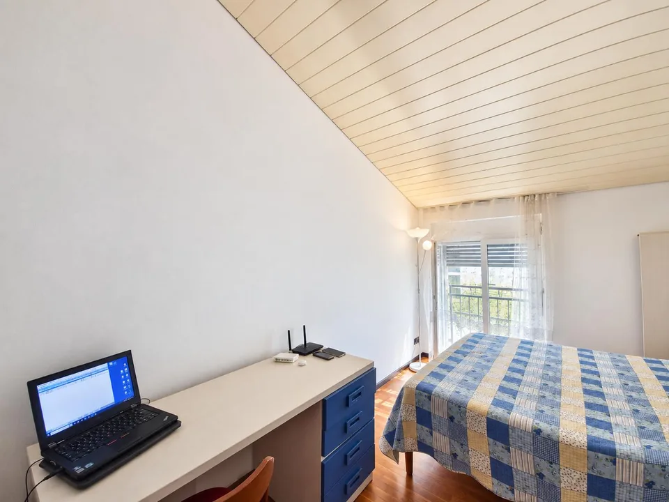 APPARTAMENTO DUPLEX DI 3.5 LOCALI NEL CUORE DI CHIASSO – photo 5 sur 10