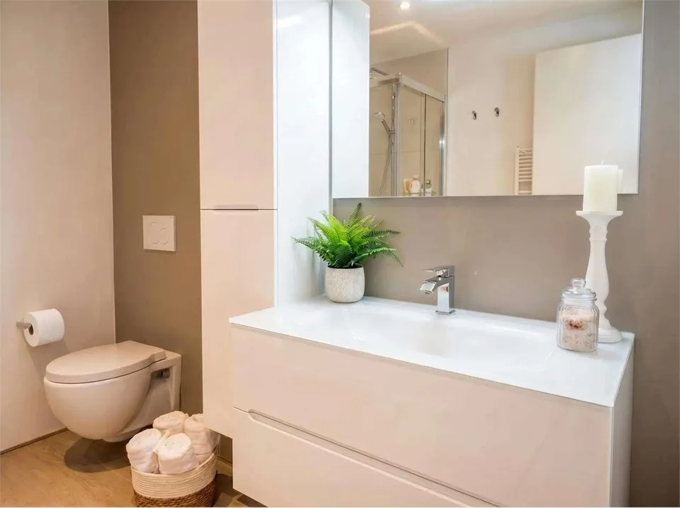 Lugano | Elegante appartamento di 2.5 locali con terrazza - Residenza – Foto 5 von 6
