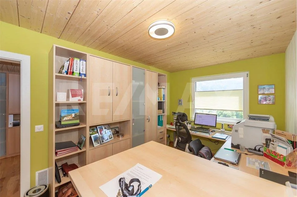 Traumhaftes Wohnhaus mit Einliegerwohnung oder Bürofläche, in beste... – photo 12 sur 13