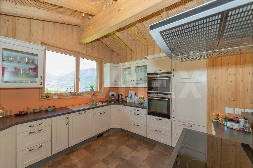 Traumhaftes Wohnhaus mit Einliegerwohnung oder Bürofläche, in beste... – photo 9 sur 13