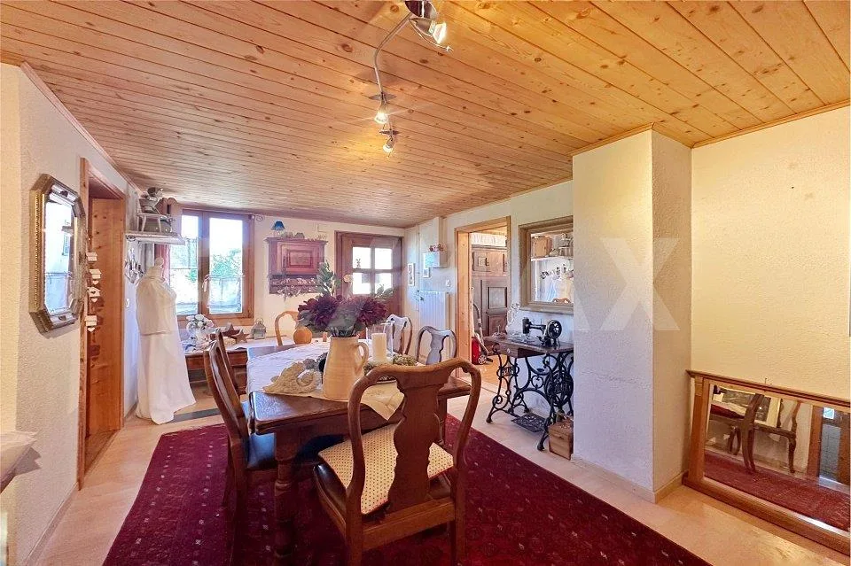 Einfamilienhaus mit Charakter und grosszügigem Raumangebot – foto 6 di 13