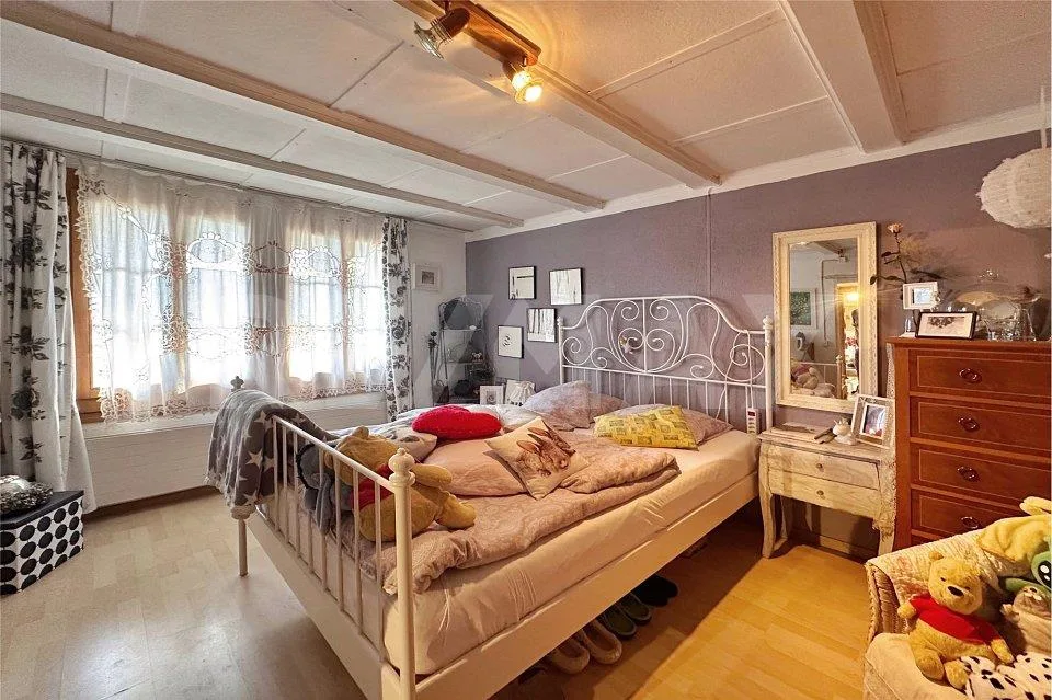 Einfamilienhaus mit Charakter und grosszügigem Raumangebot – foto 12 di 13