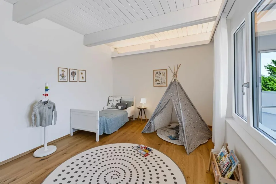Exklusives 6½-Zimmer-Einfamilienhaus inklusive Einliegerwohnung – photo 7 of 13