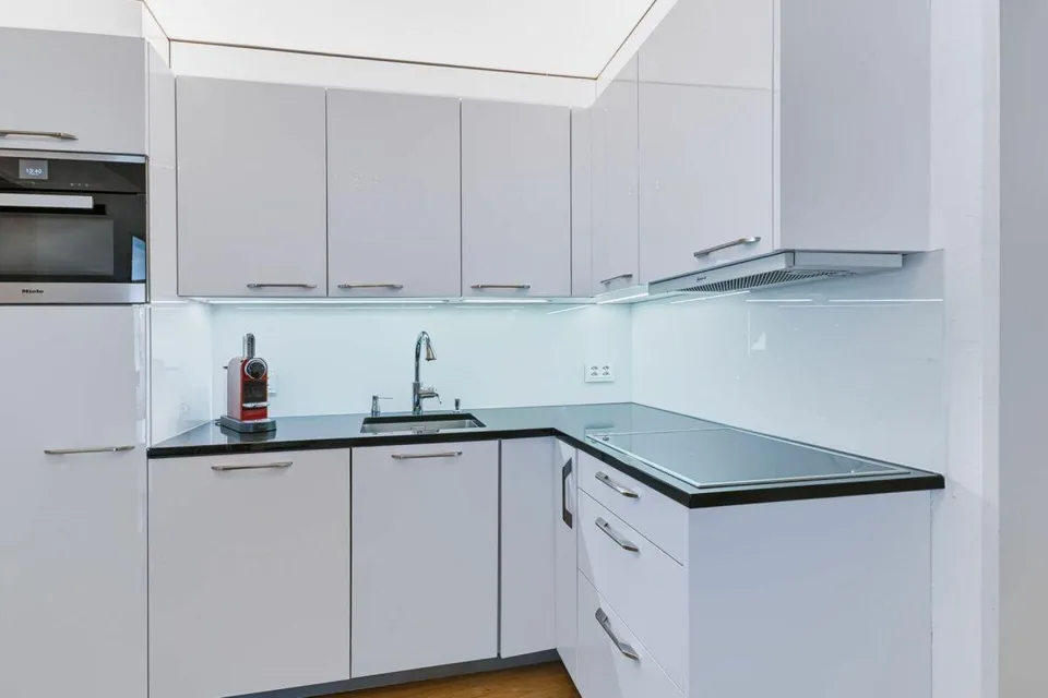 Exklusives 6½-Zimmer-Einfamilienhaus inklusive Einliegerwohnung – photo 8 of 13