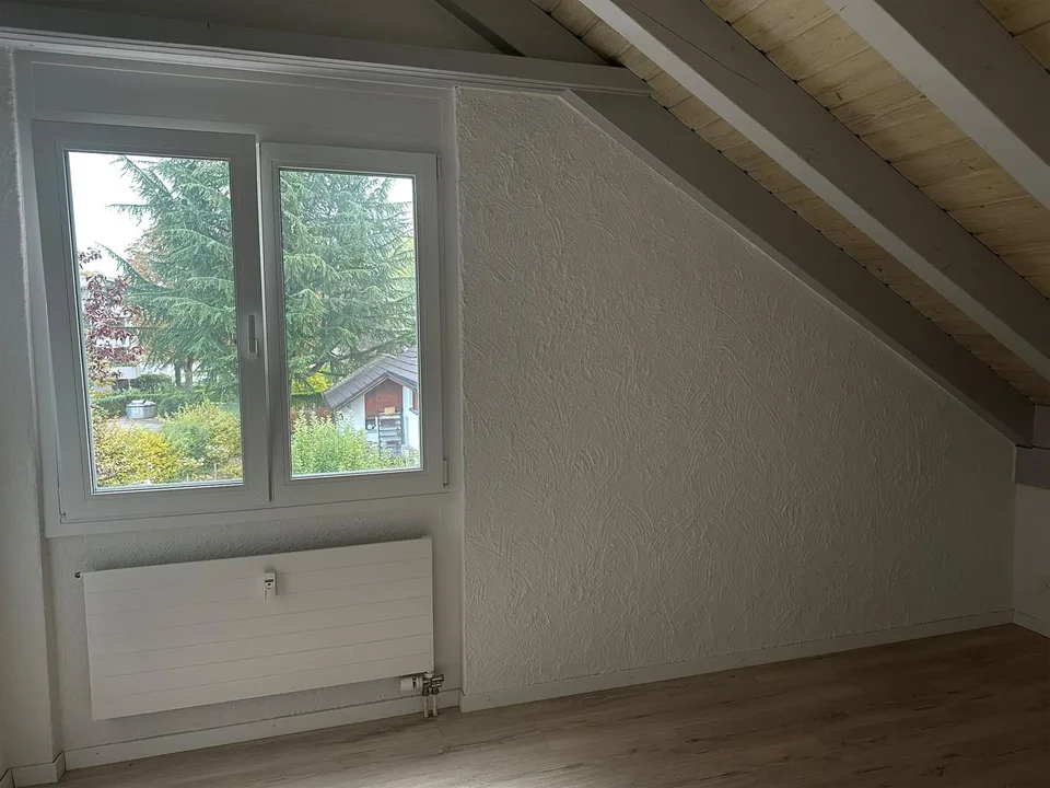 Schöne, ruhige 2.5 Zimmerwohnung – Foto 3 von 9