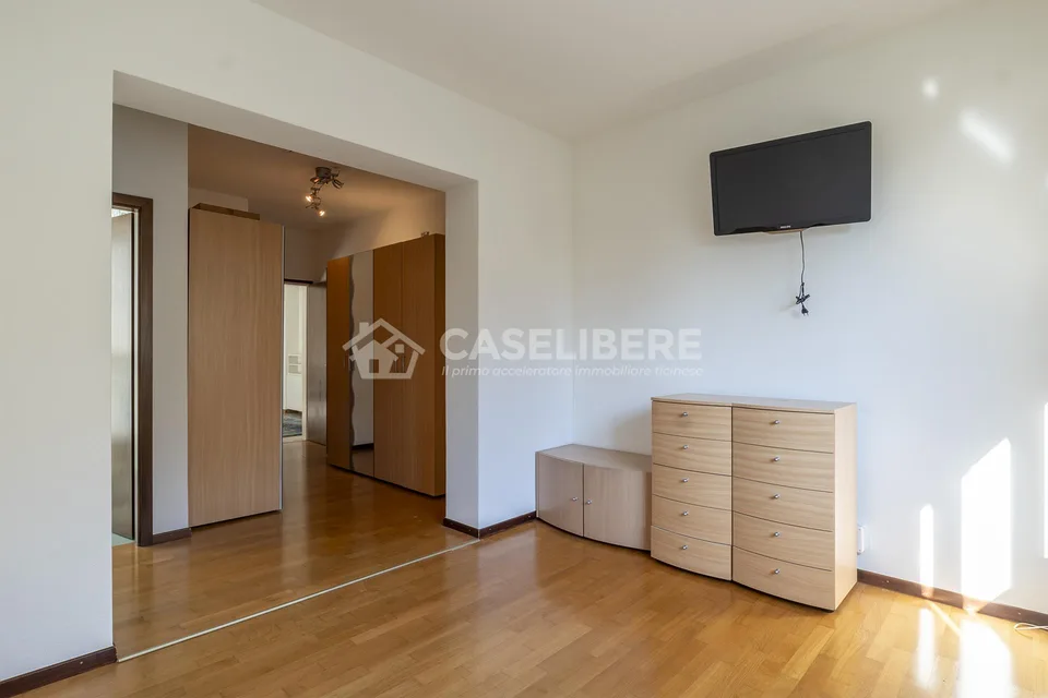 AMPIO E LUMINOSO 4.5 LOCALI A BELLINZONA (GALBISIO) – photo 13 sur 20