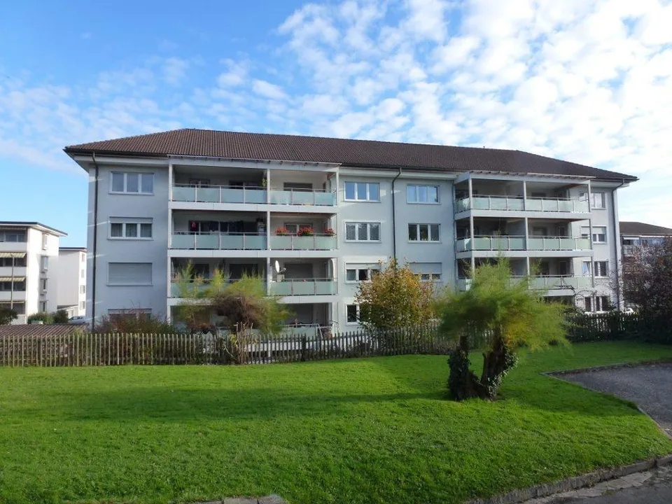 4½-Zimmer Wohnung an ruhiger Lage, Nähe Bodensee und Einkaufszentrum – Foto 10 von 12