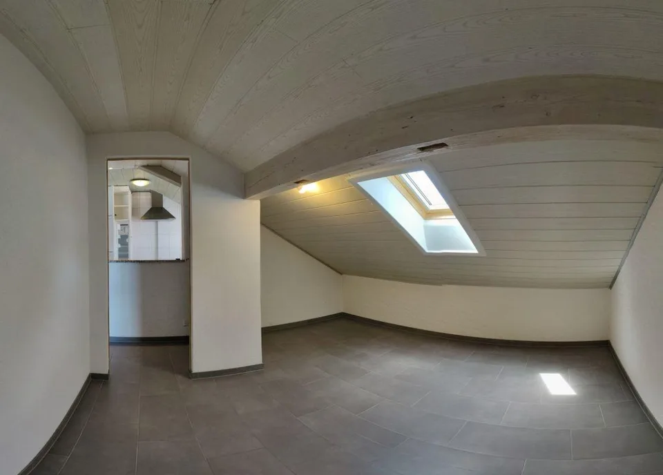 Charmante 2-Zimmer-Dachwohnung mit besonderem Flair – Foto 5 von 10