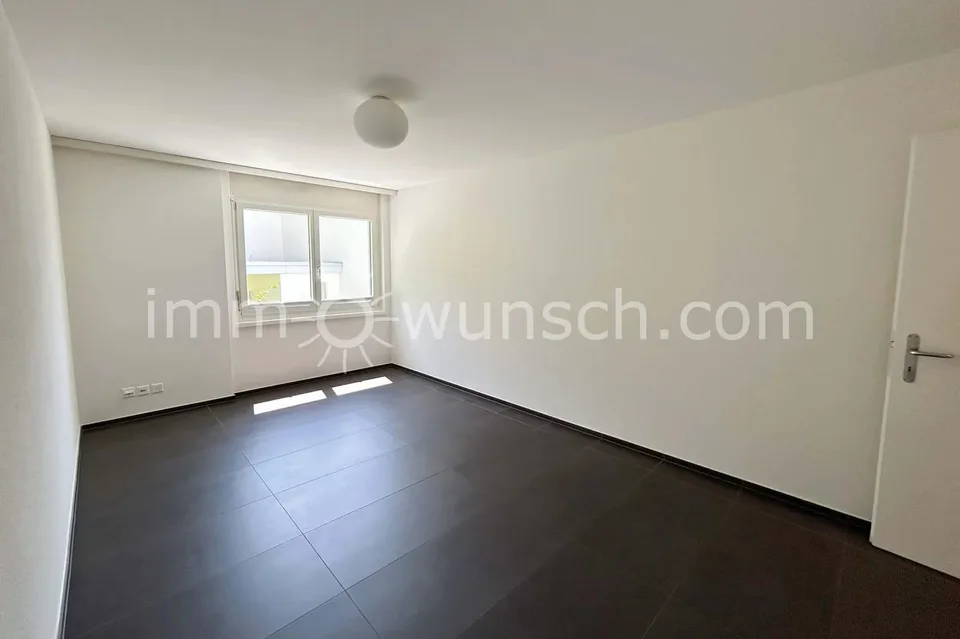 4.5-Zimmer-Terrassenwohnung mit Seesicht in Walchwil mieten – Foto 9 von 11