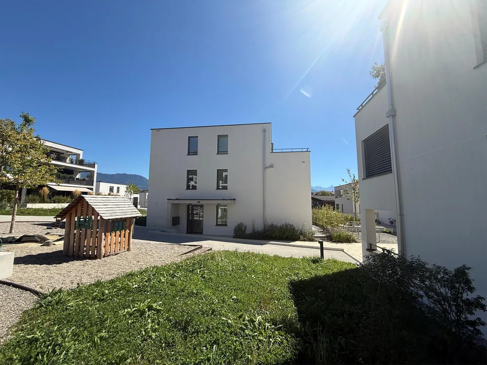 NEUBAU: Grosszügiges, modernes und helles Einfamilienhaus! – photo 12 of 21