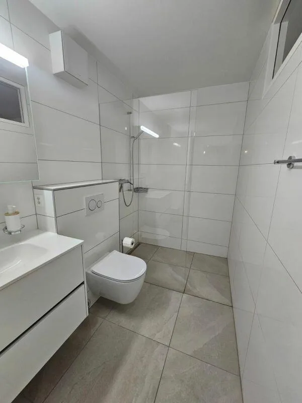 Elégant 2.5 pces avec grand balcon, Ormône-Savièse – photo 4 sur 6