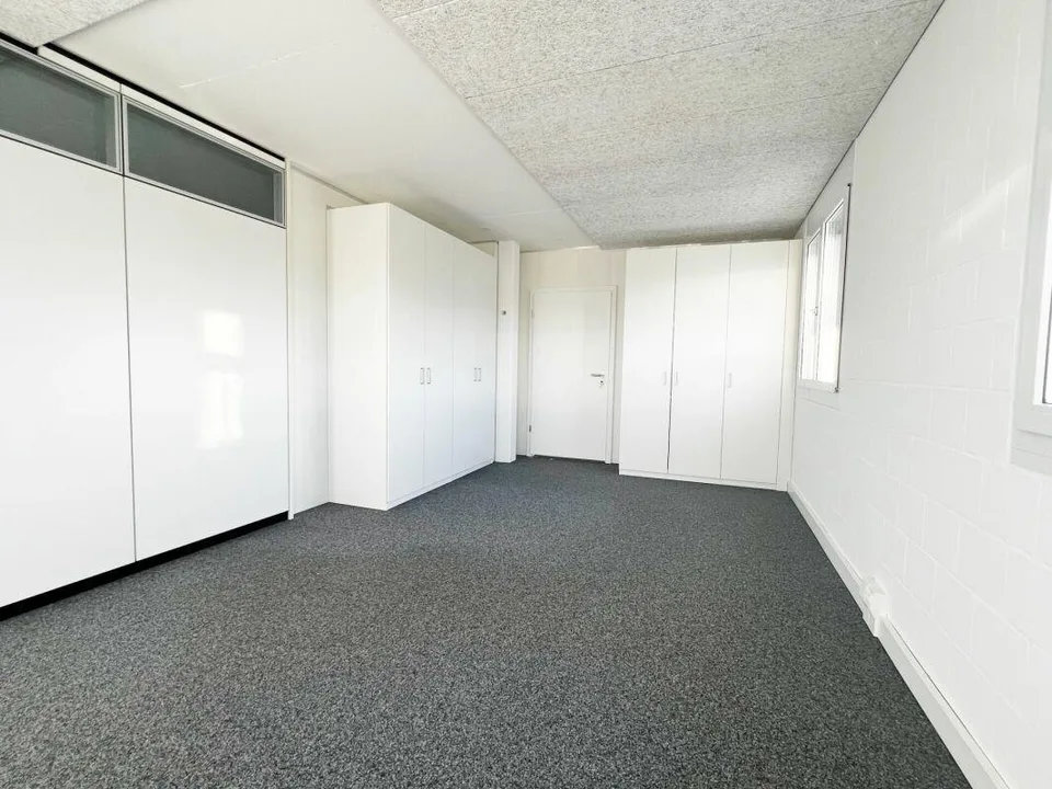 Suchst du ein neues Büro? – photo 2 sur 8