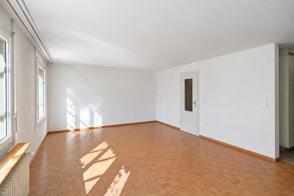 CHARMANTE DOPPELHAUSHÄLFTE MIT SONNENBALKON UND KLEINEM GARTEN – Foto 5 von 27