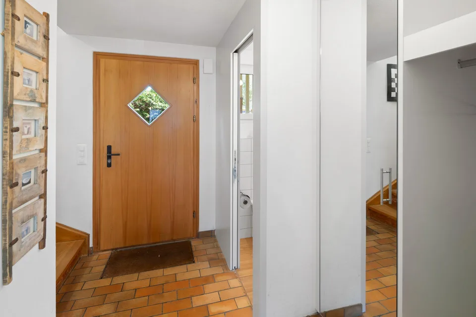 CHARMANTE DOPPELHAUSHÄLFTE MIT SONNENBALKON UND KLEINEM GARTEN – Foto 14 von 27
