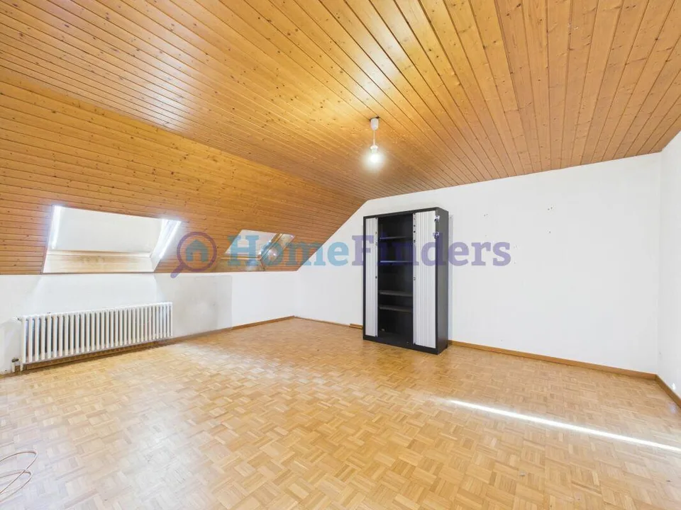 RUHIGE LAGE VOLL VERMIETET TOP RENDITE 4.5% – Foto 12 von 13