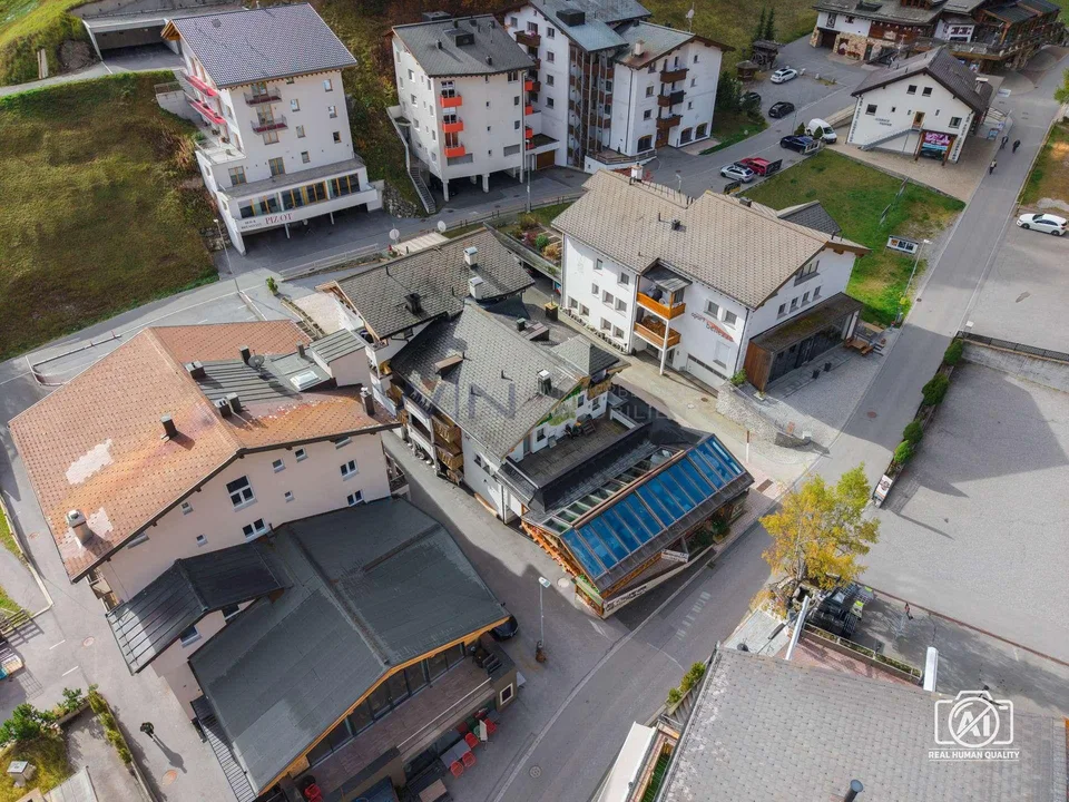 Exklusives Hoteljuwel in erstklassiger Alpenlage – Foto 6 von 13