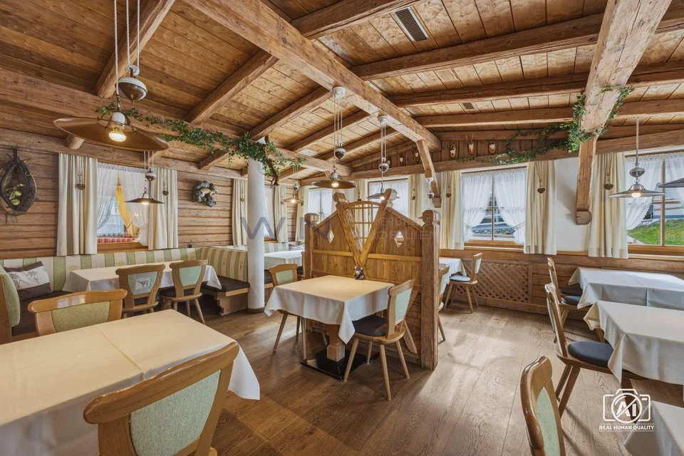 Exklusives Hoteljuwel in erstklassiger Alpenlage – Foto 11 von 13