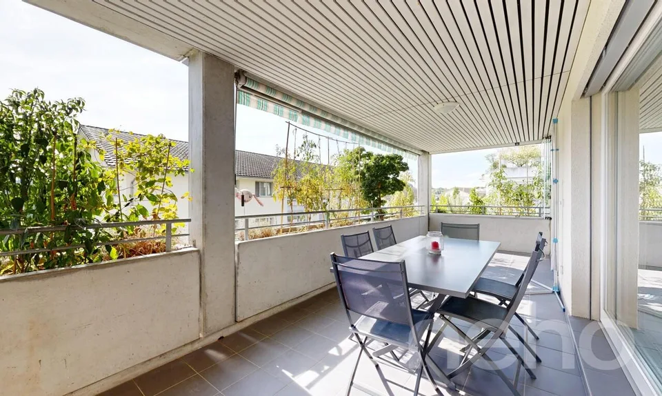 Appartement familial spacieux avec grande terrasse sud à Adligenswil – photo 4 sur 11