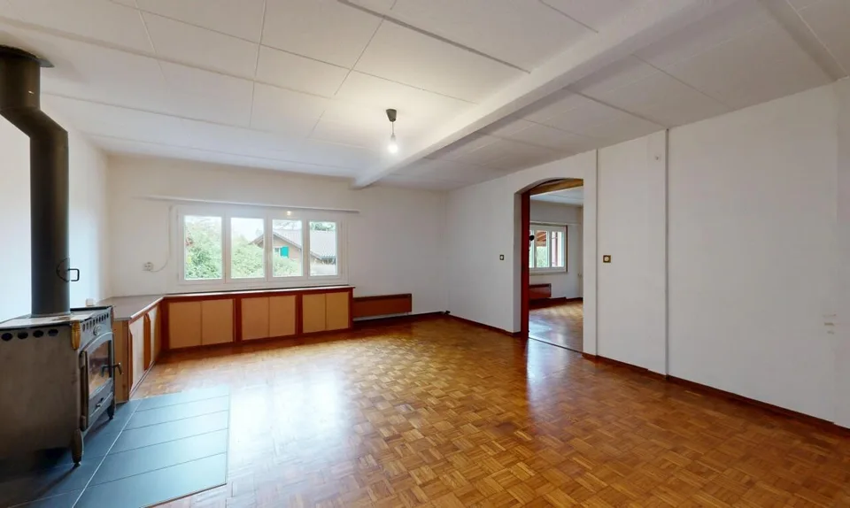 Chéserex : maison à rénover dans un écrin calme et verdoyant – photo 2 sur 11