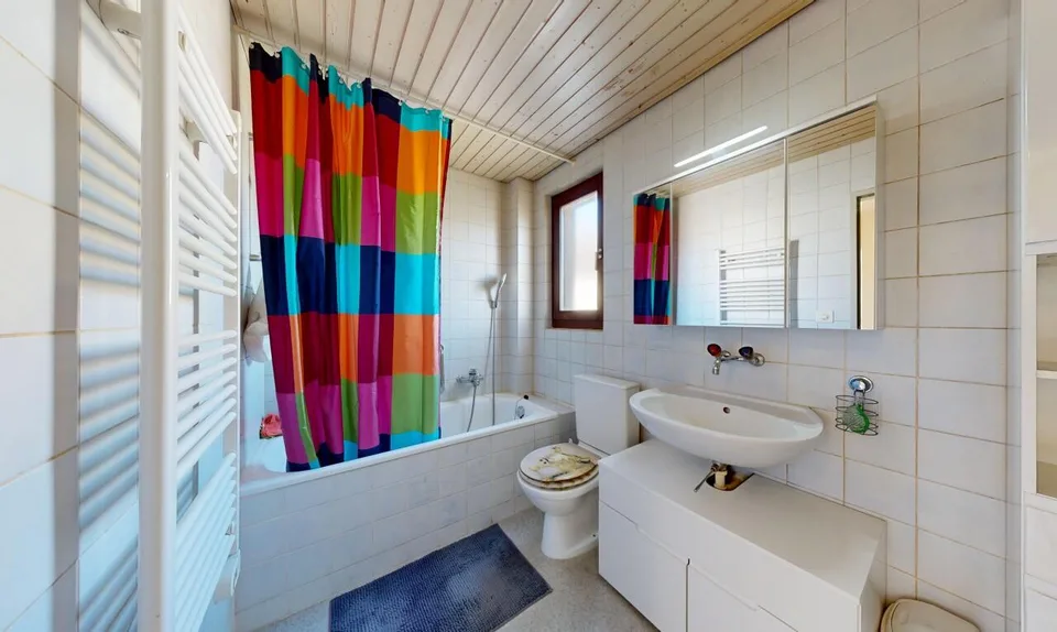 5.5-Zimmer-Reiheneckhaus mit grosszügigem Garten und Weitblick – photo 8 sur 11