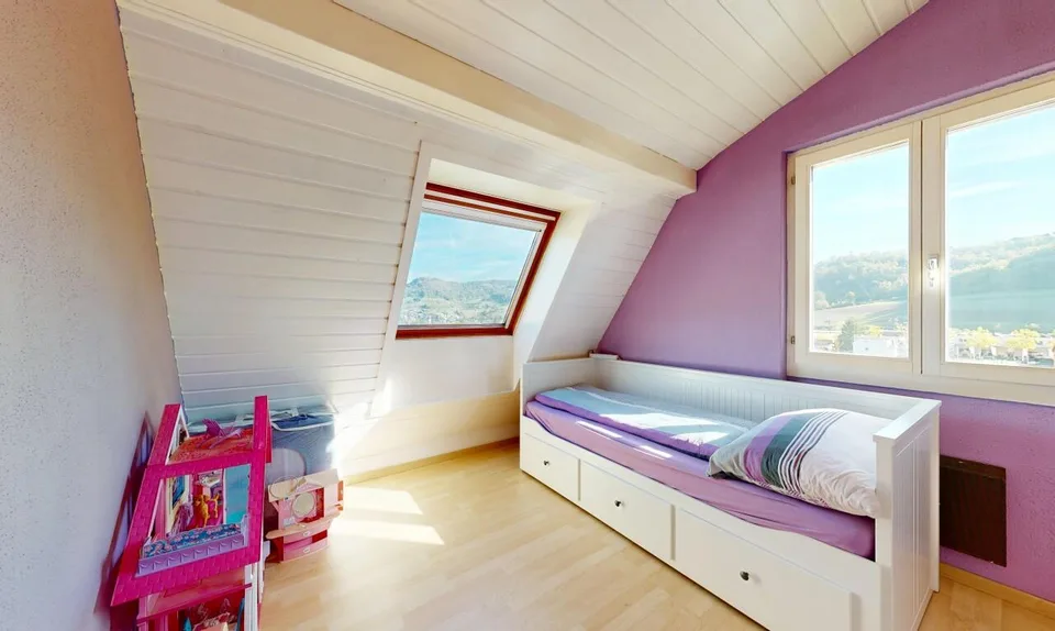 5.5-Zimmer-Reiheneckhaus mit grosszügigem Garten und Weitblick – photo 10 sur 11