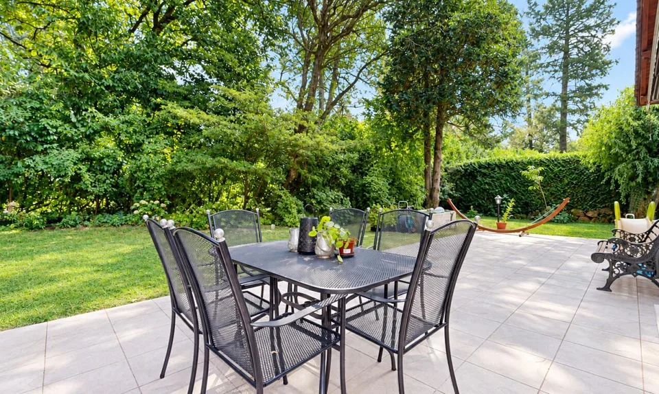 Belle maison familiale avec jardin très bien située – photo 3 sur 11