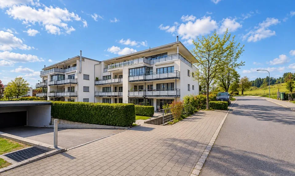 Stilvolle 5.5-Zimmer-Attikawohnung mit Weitsicht – photo 12 sur 13