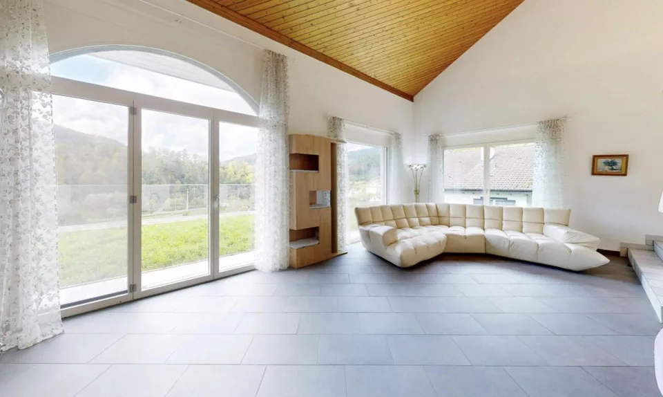 Einzigartige Villa mit Blick auf das Schloss – Foto 5 von 11