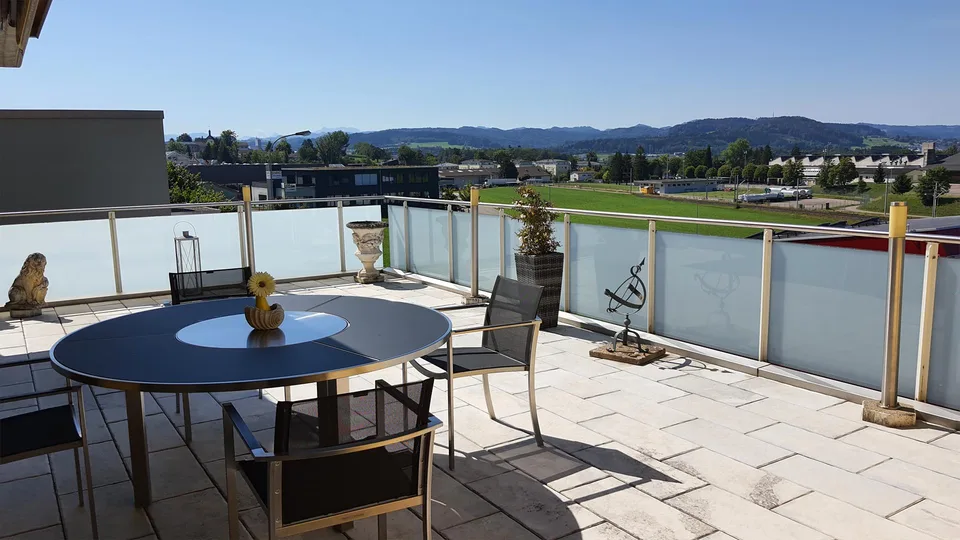 im 2 Familienhaus mit Privatsphäre und mit Weitsicht – photo 2 sur 15