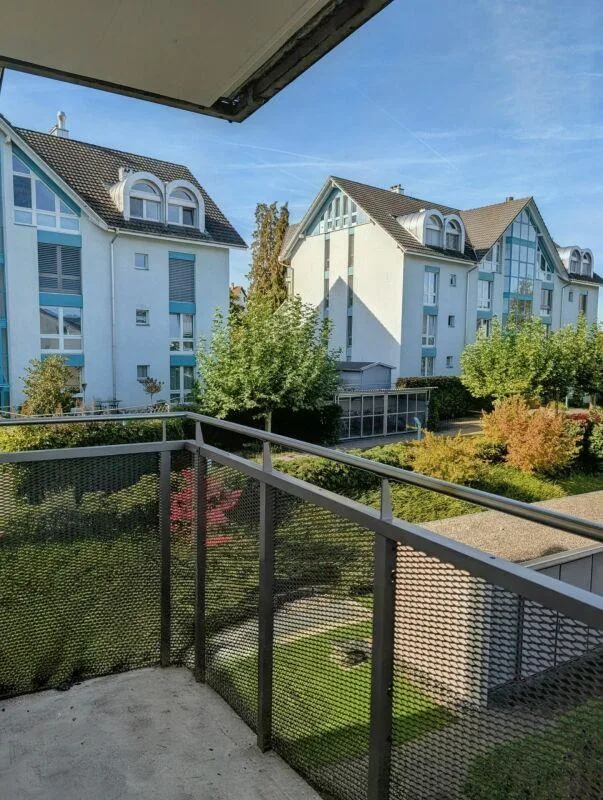 Mitten im Dorf – Foto 12 von 16
