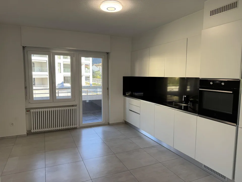 Spazio e comfort per la tua famiglia: 3½ locali a Biasca – foto 5 di 11