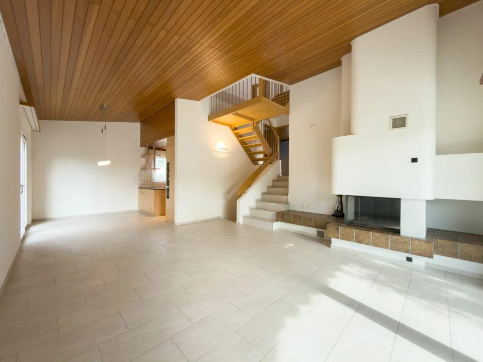 Maison unifamiliale de 6,5 pièces avec oasis parentale et espace pour toute la famille à Erlinsbach AG – photo 6 sur 26