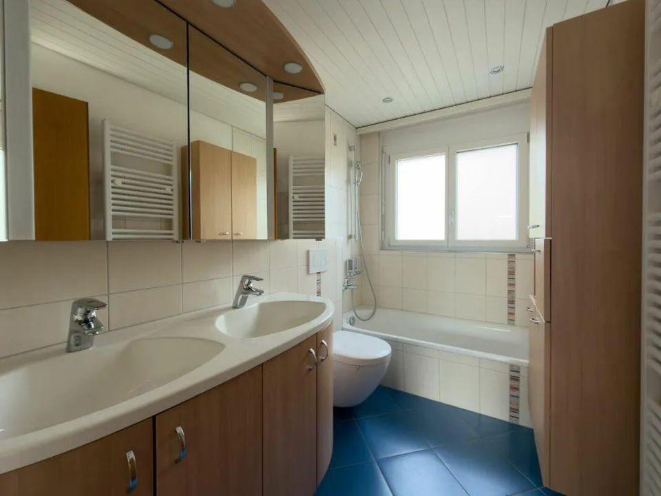Maison unifamiliale de 6,5 pièces avec oasis parentale et espace pour toute la famille à Erlinsbach AG – photo 14 sur 26