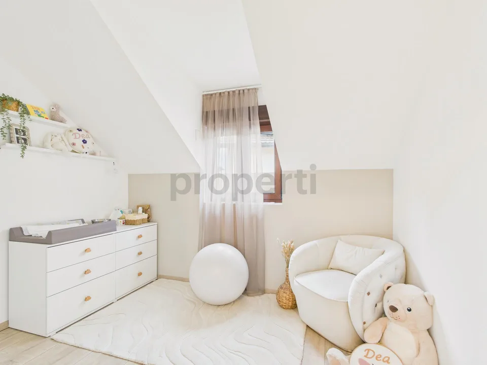 Jolie maison mitoyenne moderne de 4.5 pièces au coeur de St-Aubin – Foto 6 von 11