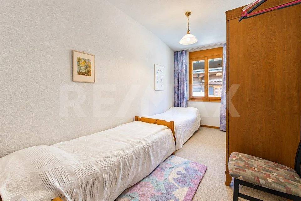 Einladende 4.5-Zimmer-Wohnung mit viel Wohnkomfort in Wilderswil – photo 5 of 12