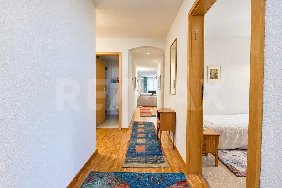 Einladende 4.5-Zimmer-Wohnung mit viel Wohnkomfort in Wilderswil – photo 9 of 12