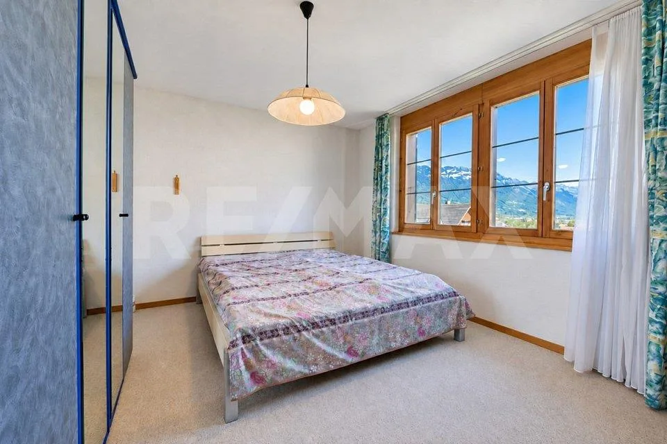 Einladende 4.5-Zimmer-Wohnung mit viel Wohnkomfort in Wilderswil – photo 4 of 12