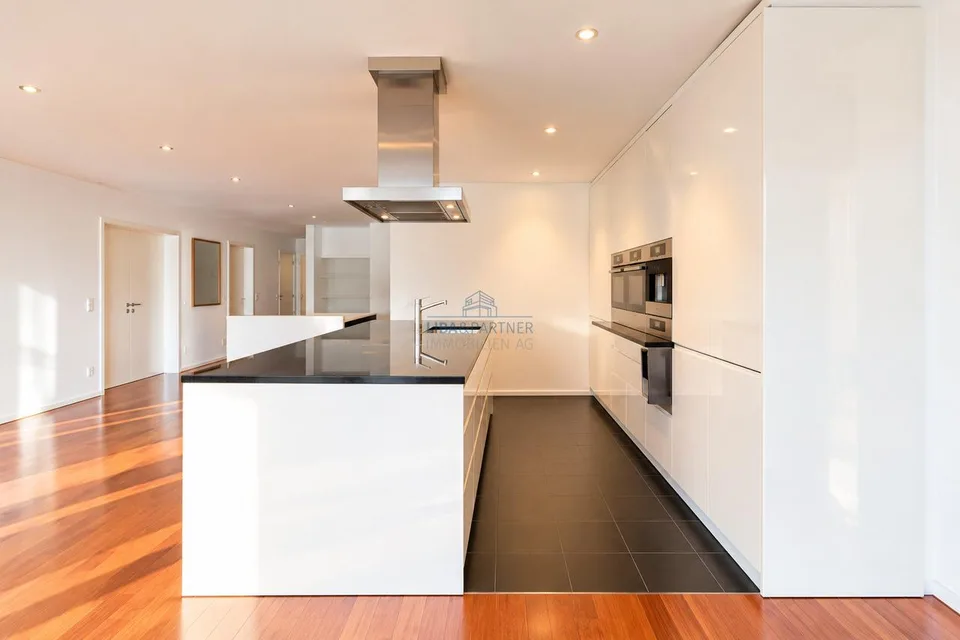 Ihr Wohntraum, hochwertiger, moderner Ausbau & Lift direkt zur Wohnung – photo 6 of 14