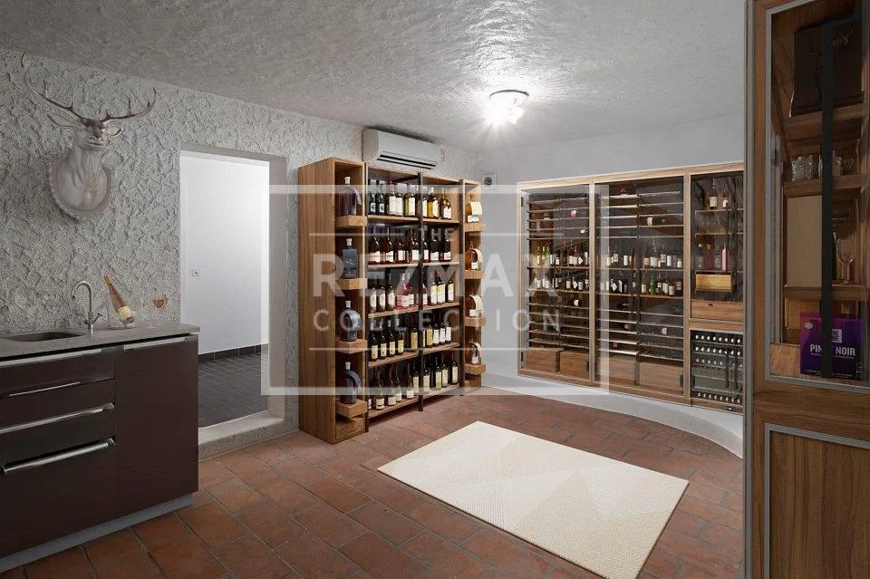 Exklusive 6.5-Zimmer-Terrassen-Wohnung mit herrlicher Aussicht und ... – Foto 12 von 13